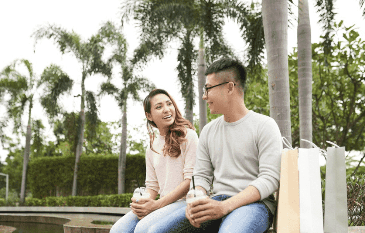 Young couple dating in the park