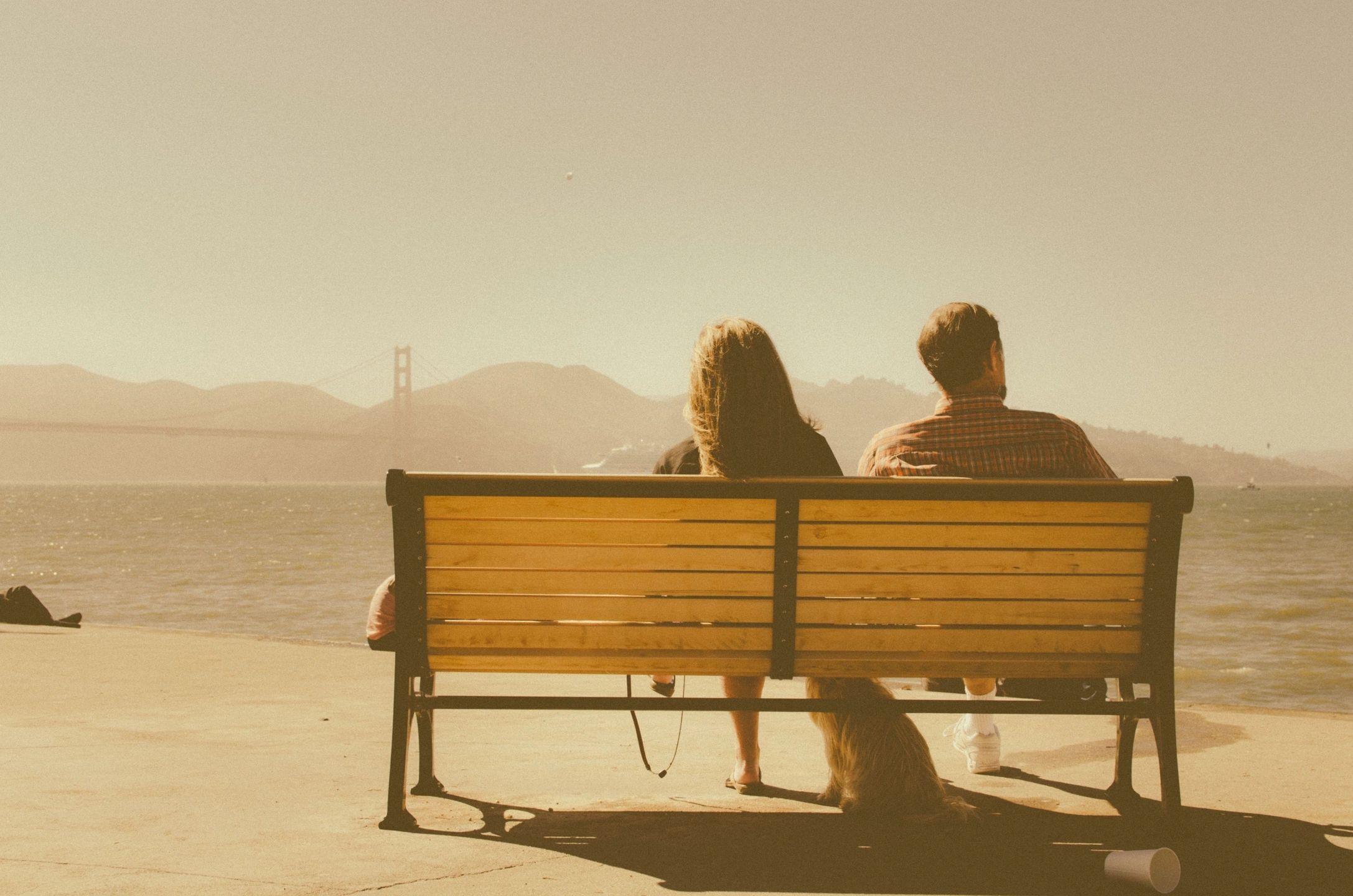 couple in bench